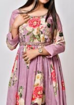 Lavender floral print maxi dress - Image 4